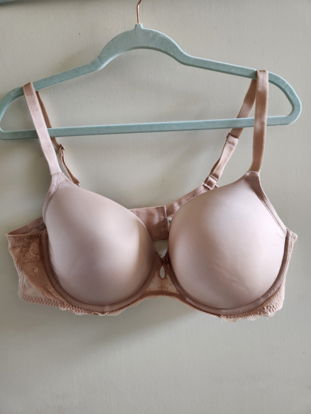 Torrid Curve T-Shirt Lightly Lined Smooth Straight Back Bra, Tan/Pink, 42C
